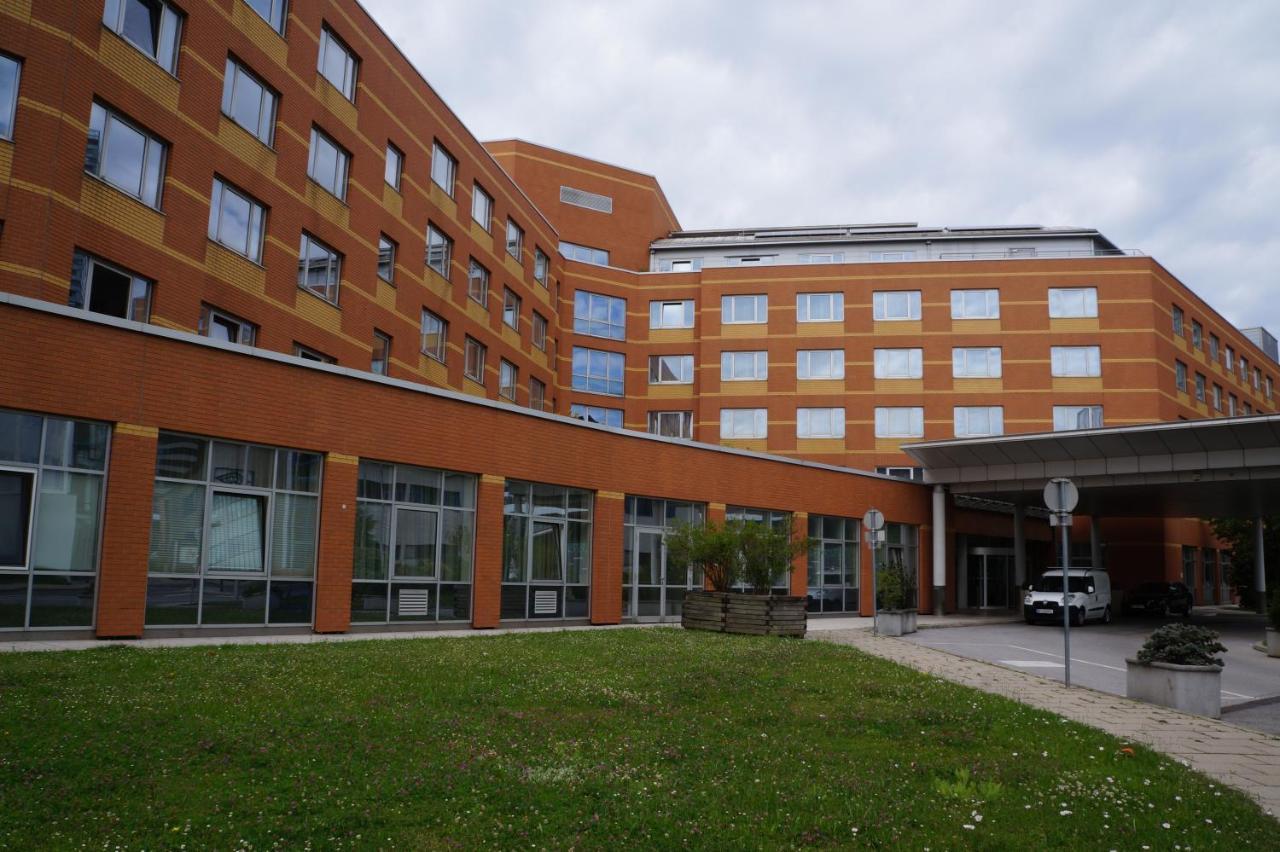 Carathotel Wien City Park Viena Exterior foto
